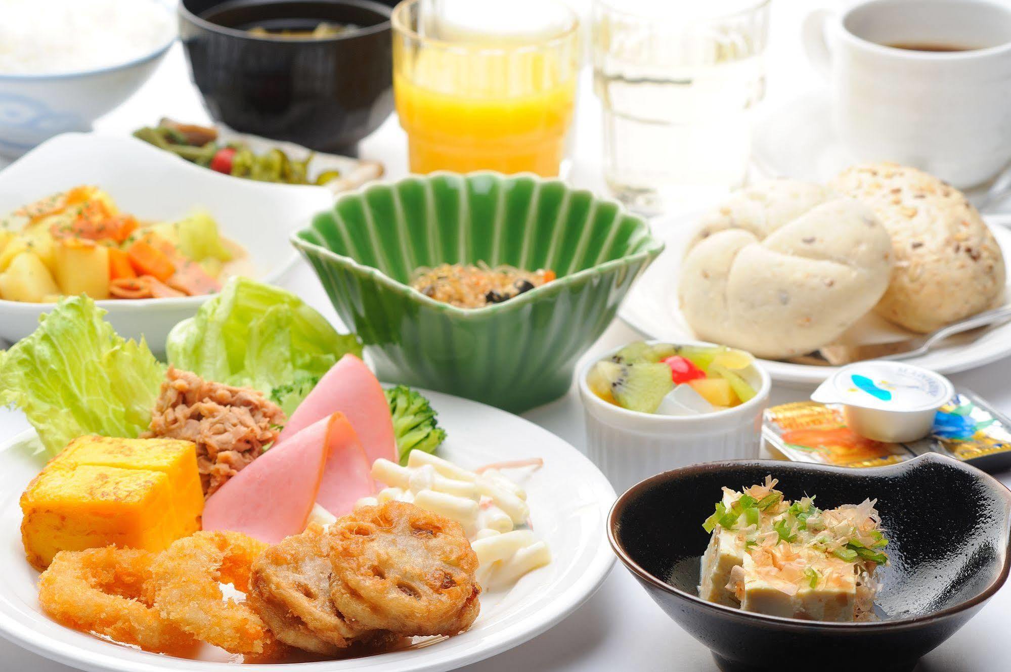 三河国际路线大酒店 白山市 外观 照片