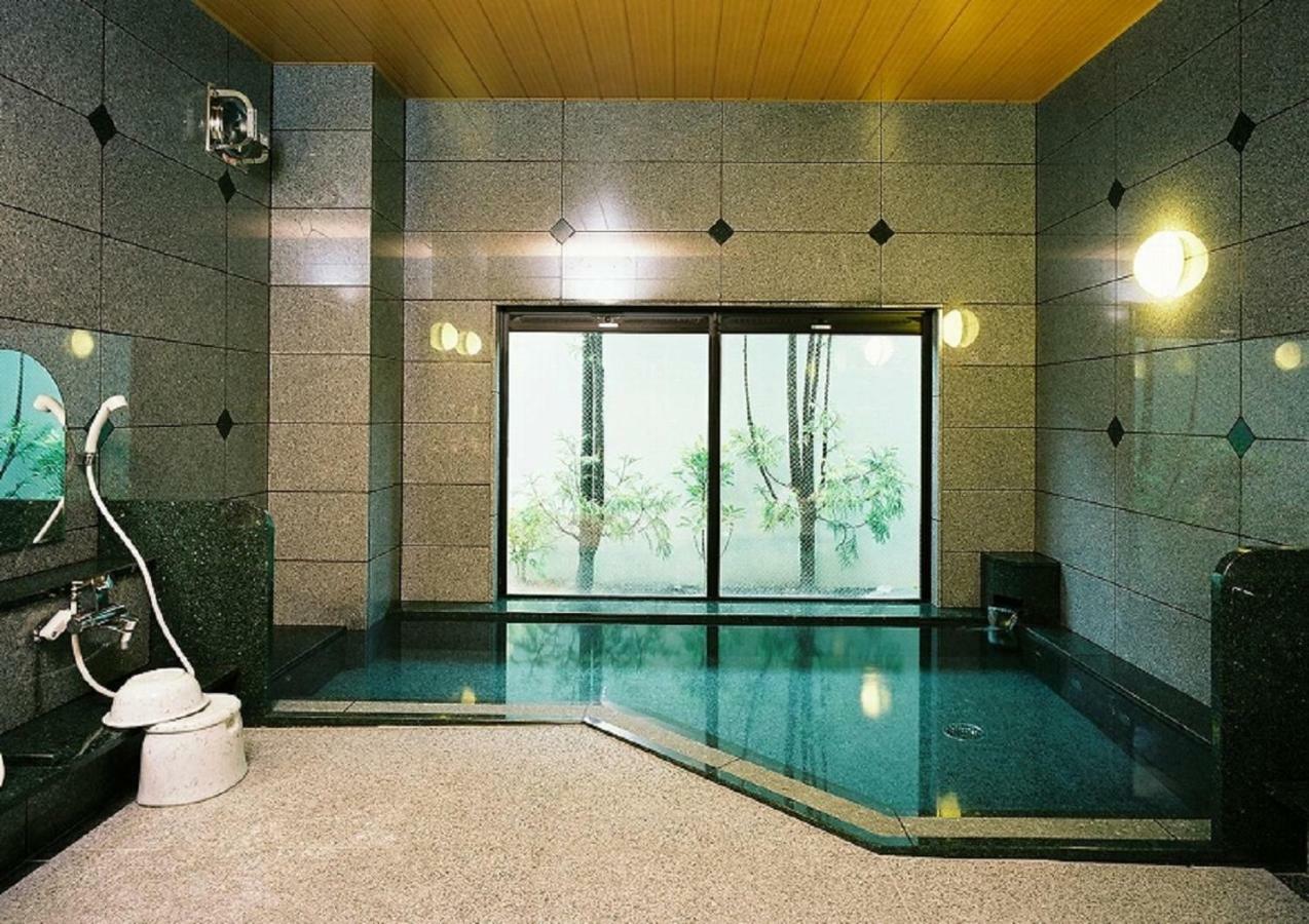 三河国际路线大酒店 白山市 外观 照片